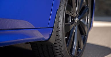 Hyundai_Accessories_i30-Sedan_CN7_front-mudflaps-02_387x200.jpg