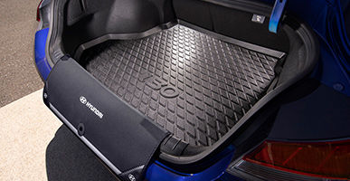 Hyundai_Accessories_i30-Sedan_CN7_rear-bumper-protector_387x200.jpg