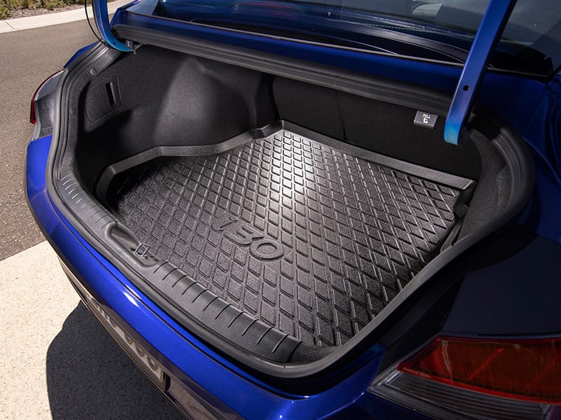 Hyundai_Accessories_i30-Sedan_CN7_cargo-liner-01_800x600.jpg
