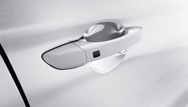 Hyundai_i30_Accessories_Protective_film_door_cup_369x210.jpg