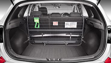 i30_accessories_PDi30cargobarrier_369x210.jpg