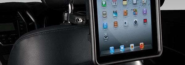 i30-Accesories-iPad_Holder-600x210.jpg