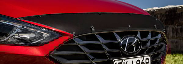 i30-Hatch-Bonnet-Protector-Dark-Tint_600x210.jpg