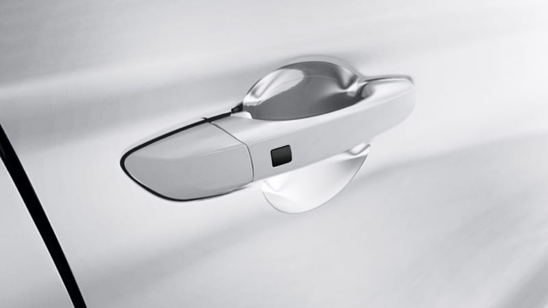 Hyundai_i30_Accessories_Protective_film_door_cup_800x450.jpg
