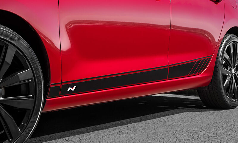 HYUNDAI_ACCESSORIES_i30_N_Line_Lower_Door_Decal_N_gloss_black_800x480.jpg