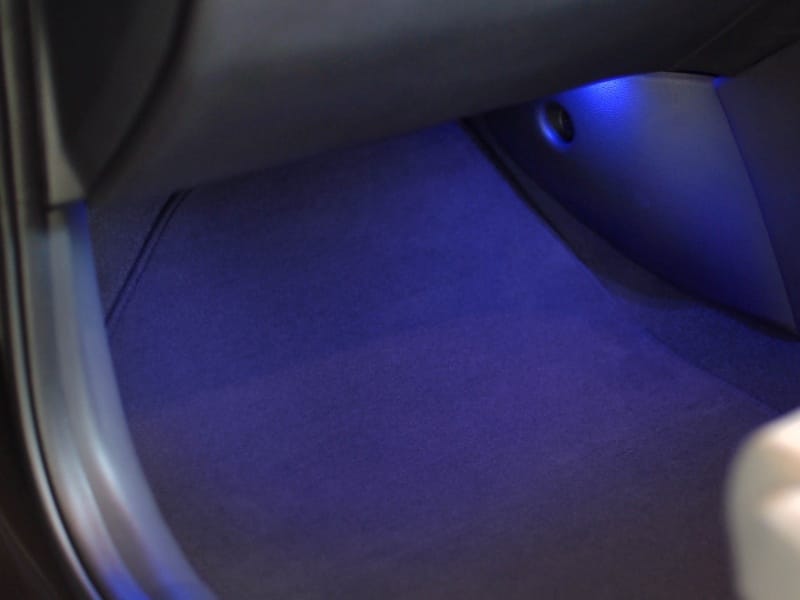 i30_accessories_Interior-lighting_800x600.jpg