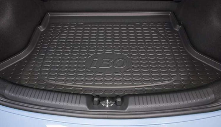 i30N_accessories_Rubber-cargo-liner-748x430.jpg