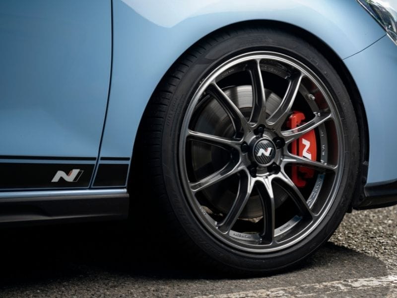 HYUNDAI_ACCESSORIES_N_i30_19inch_Lighweight_Wheels_04_800x600
