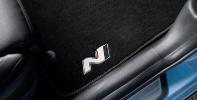 HYUNDAI_ACCESSORIES_N_i30_Tailored_Carpret_Floornats_BlueStitch_19_363x210
