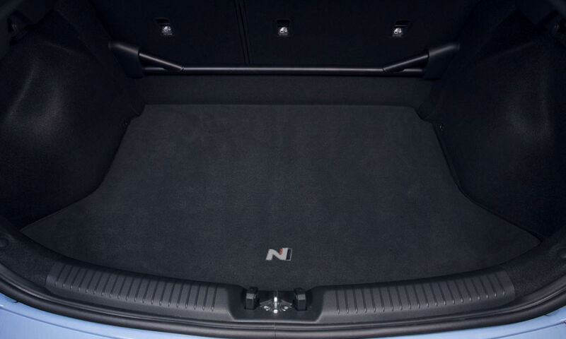 I30 on sale n accessories