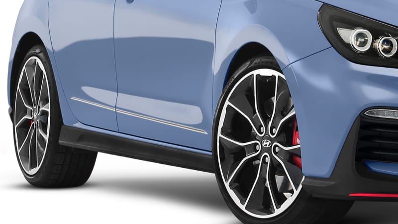 Hyundai_i30N_chrome_side_door_moulding_800x450.jpg