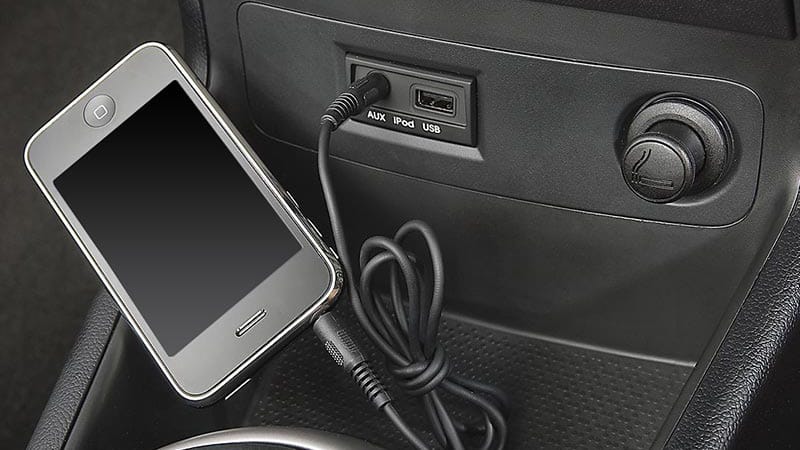 imax_auxiliary_cable_800x450.jpg