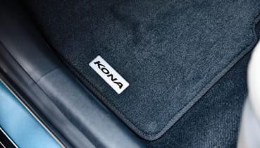 KonaEV_carpetmats_369x210.jpg