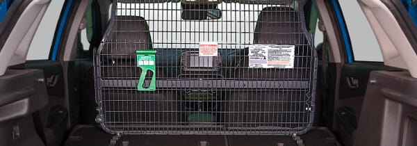 Hyundai_Accessories_Masonry_Cargo-Barrier_front-position-blue_600x210.jpg