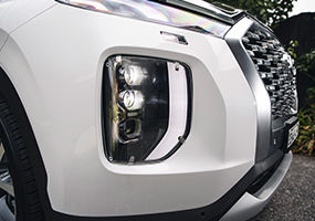 HyundaiAccessories_Palisade_LX2_headlight-protector-02_285x200.jpg