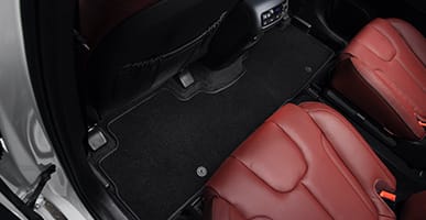 HyundaiAccessories_Palisade_LX2_carpet-floor-mats-3-rows-black-stitching-7-seater-01_387x200.jpg