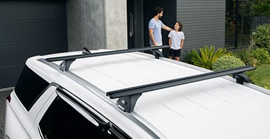 HyundaiAccessories_Palisade_LX2_roof-racks-heavy-duty-01_387x200.jpg