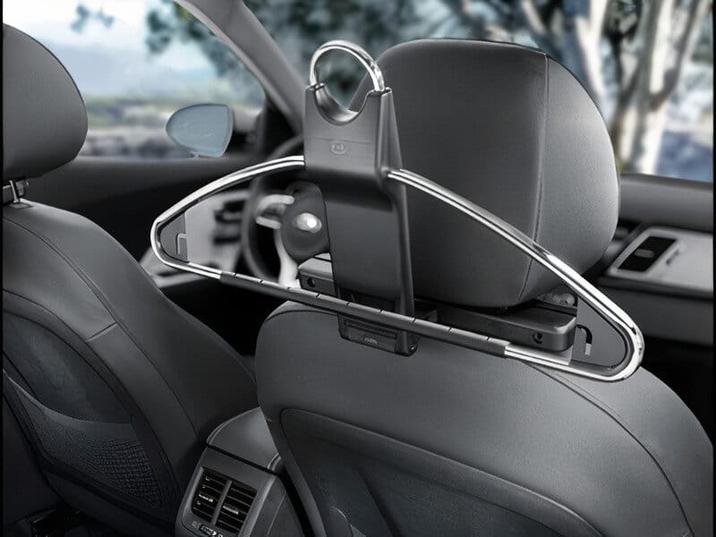 Hyundai_Accessories_Business_Hanger_800x600.jpg