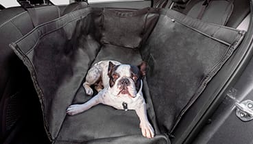 SantaFe_accessories_rearpetcover_369x210.jpg
