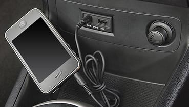 santa_fe_accessories_auxiliary_cable_369x210.jpg