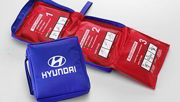 santa_fe_accessories_first_aid_kit_369x210.jpg