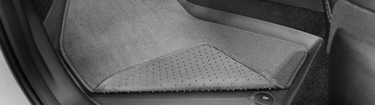 Hyundai_Accessories_SantaFe_AllWeatherMat-Fold_748x210.jpg