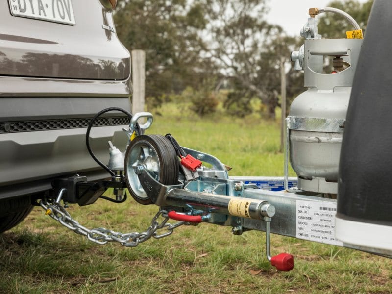 Hyundai_SantaFe_Accessories_Towing_800x600.jpg