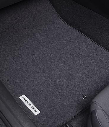 Sonata_Accessories_PassengerFloorMat-A4_369x430.jpg