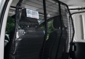 Hyundai_Accessories_STARIA-LOAD_Cargo-Barrier-with-AC-Curtain_287x200.jpg
