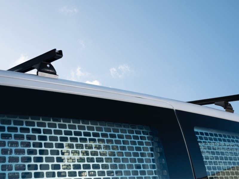 Hyundai_Accessories_STARIA-LOAD_Roof-Racks-Commercial-2-Bar_800x600.jpg