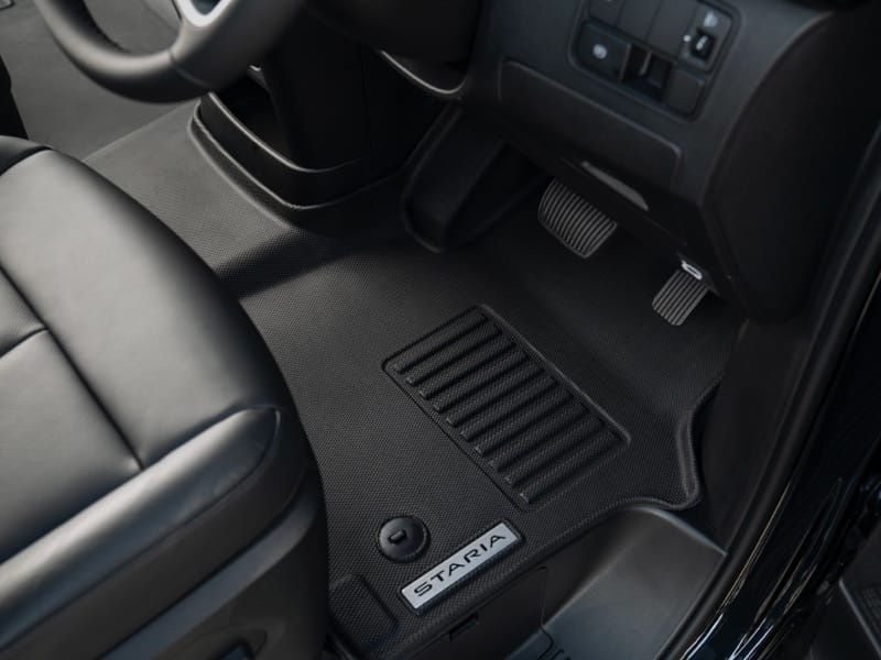 Hyundai_Accessories_Staria-People-Mover_Floor-Mats-1_800x600.jpg