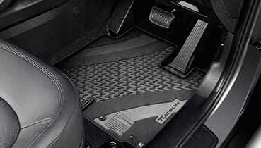 Hyundai_Tucson_Rubber_floor_matset_of4_369x210.jpg