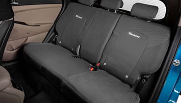 Tucson_accessories_RearSeatCover_369x210.jpg