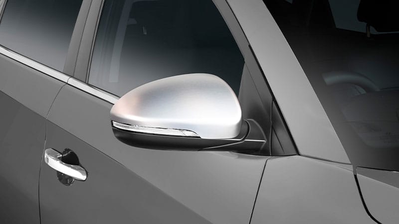 Hyundai_Tucson_Accessories_Mirror_cap_kit_brushed_800x450.jpg