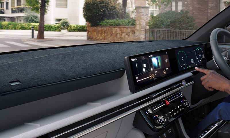 HYUNDAI_ACCESSORIES_Tucson_NX4_FL_Dash_Mat_800x480.jpg