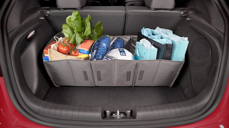 Hyundai_Veloster_accessories_CargoOrganiser_igniteflame_800x450.jpg