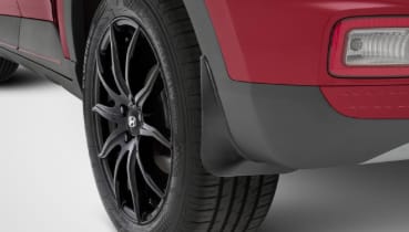 Hyundai_venue_accessories_mudflap_369x210.jpg