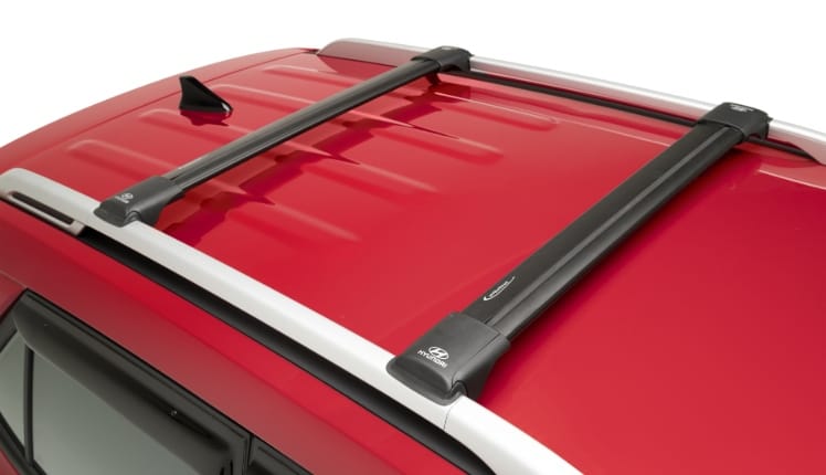 hyundai_venue_accessories_flush_roofracks_748x430.jpg