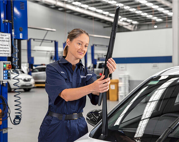 Hyundai_Service_Season_Feature_Buckle_590x470.jpg