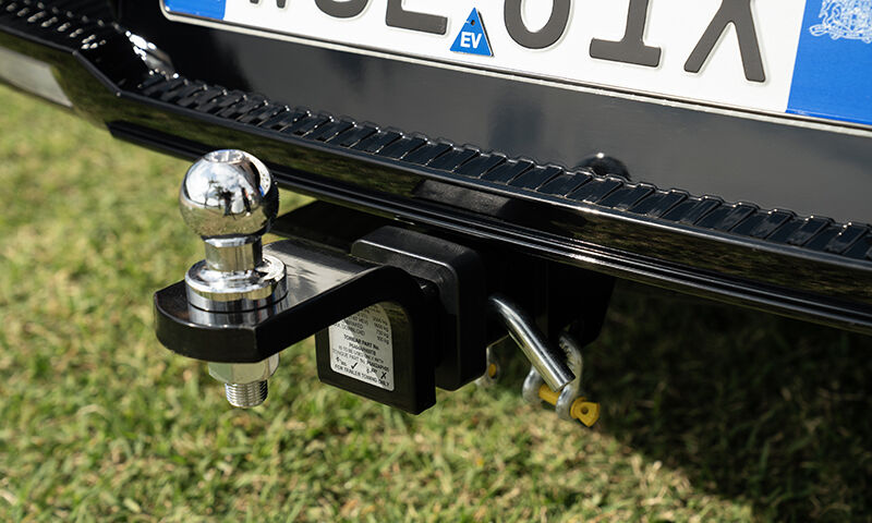 HYUNDAI_ACCESSORIES_SANTA_FE_MX5_Tow_Bar_Kit_800x480.jpg