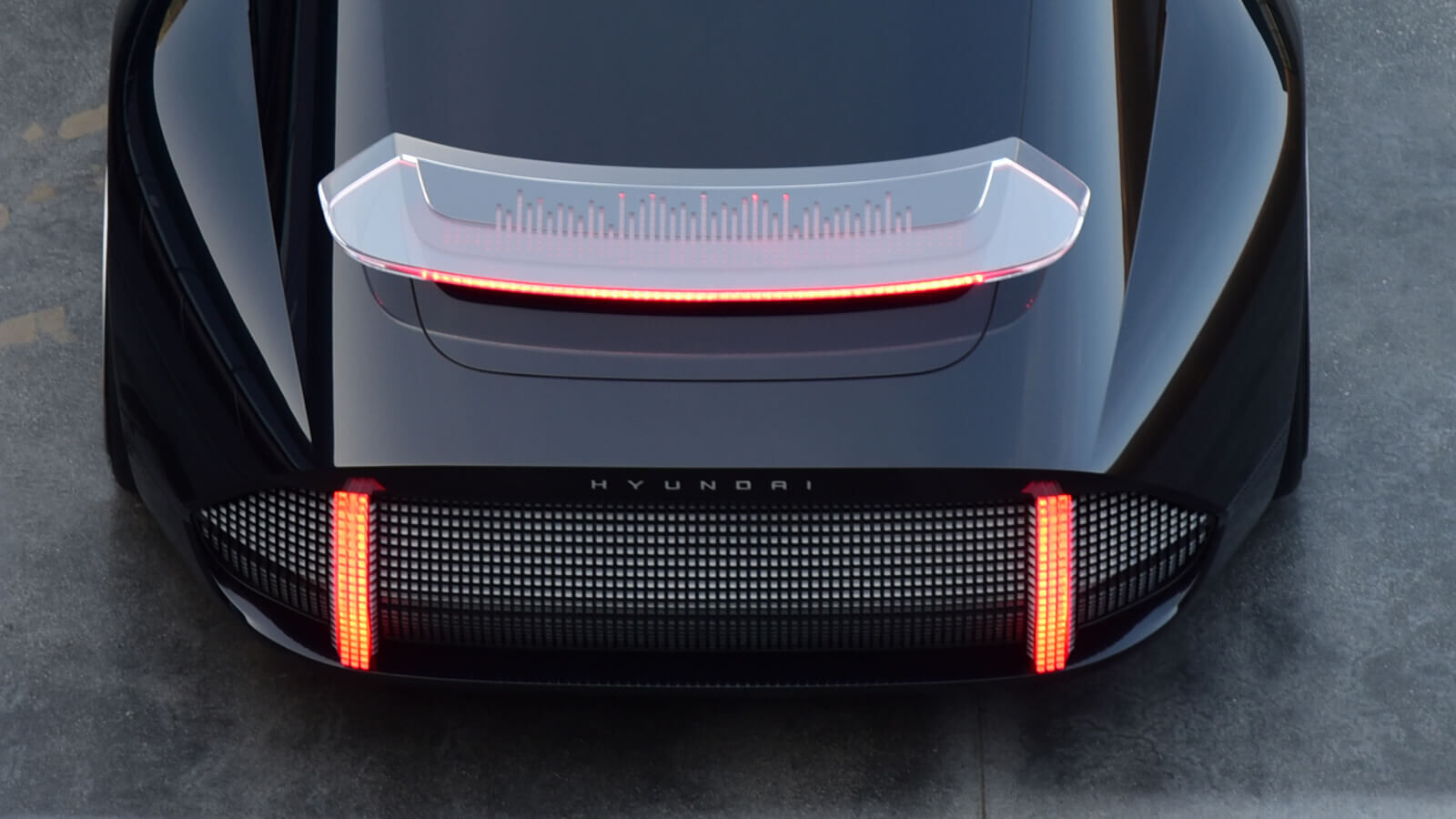 HYU0576_concept_Prophecy_transparent_rear_spoiler_lightbox_800x450.jpg