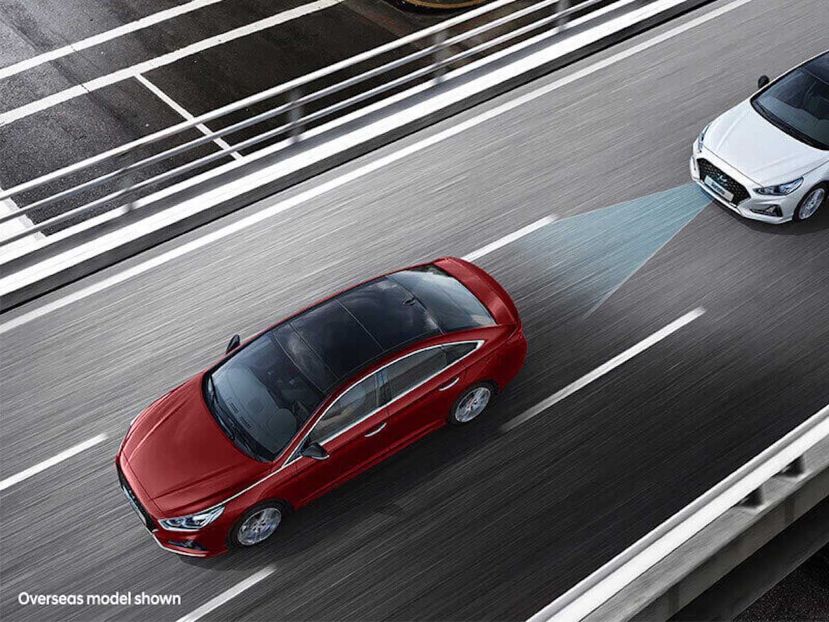 hyundai_5_safety_features_cruise