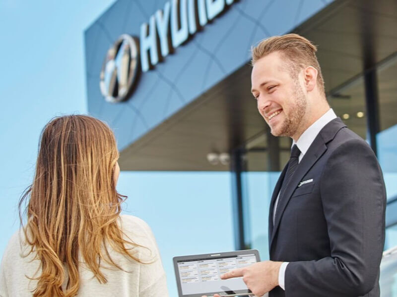 5-questions-car-dealership-800x600