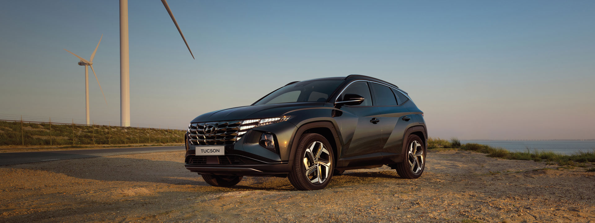 hyundai_strange_australian_road_rules_desktop_1920x720.jpg