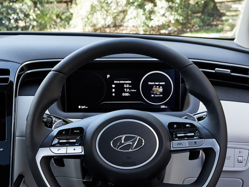 hyundai_retirement_right_car_lady_driving
