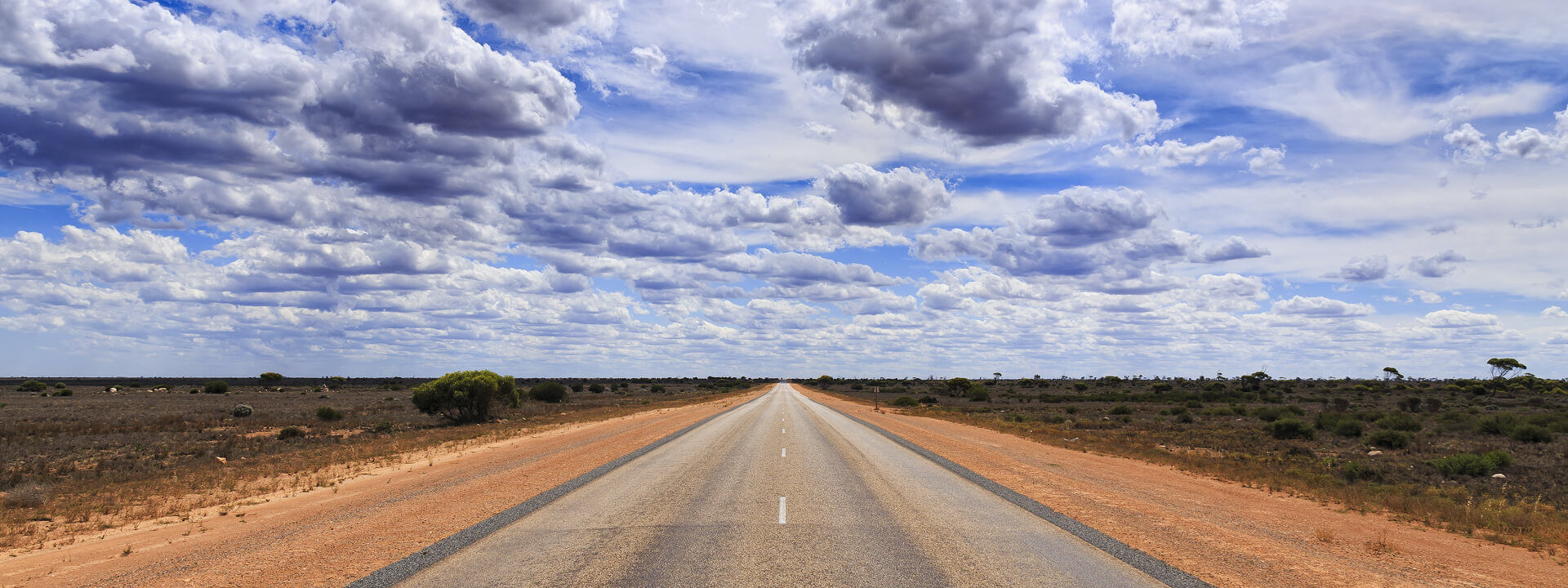 Hyundai_Image-6-Eyre-Highway_header_desktop_1920x720.jpg