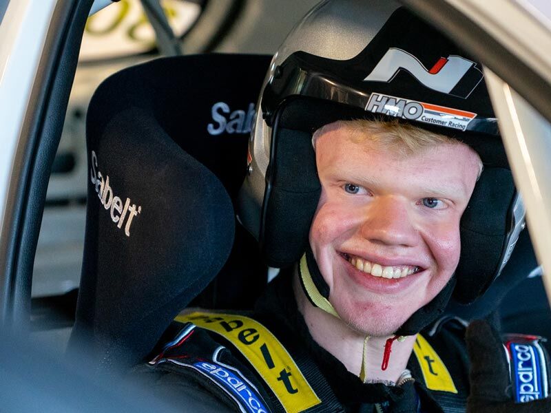Hyundai_Hot_Laps_for_Nextsense_800x600.jpg