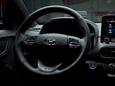 nuevo kona n line-volante de cuero