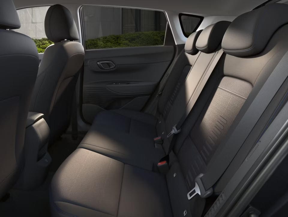 asientos traseros del BAYON