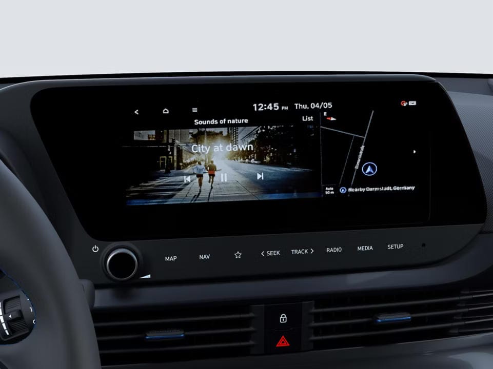 Pantalla táctil central de 10.25’’.